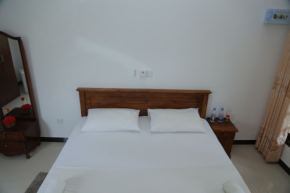 Osanda Guest 8/41
