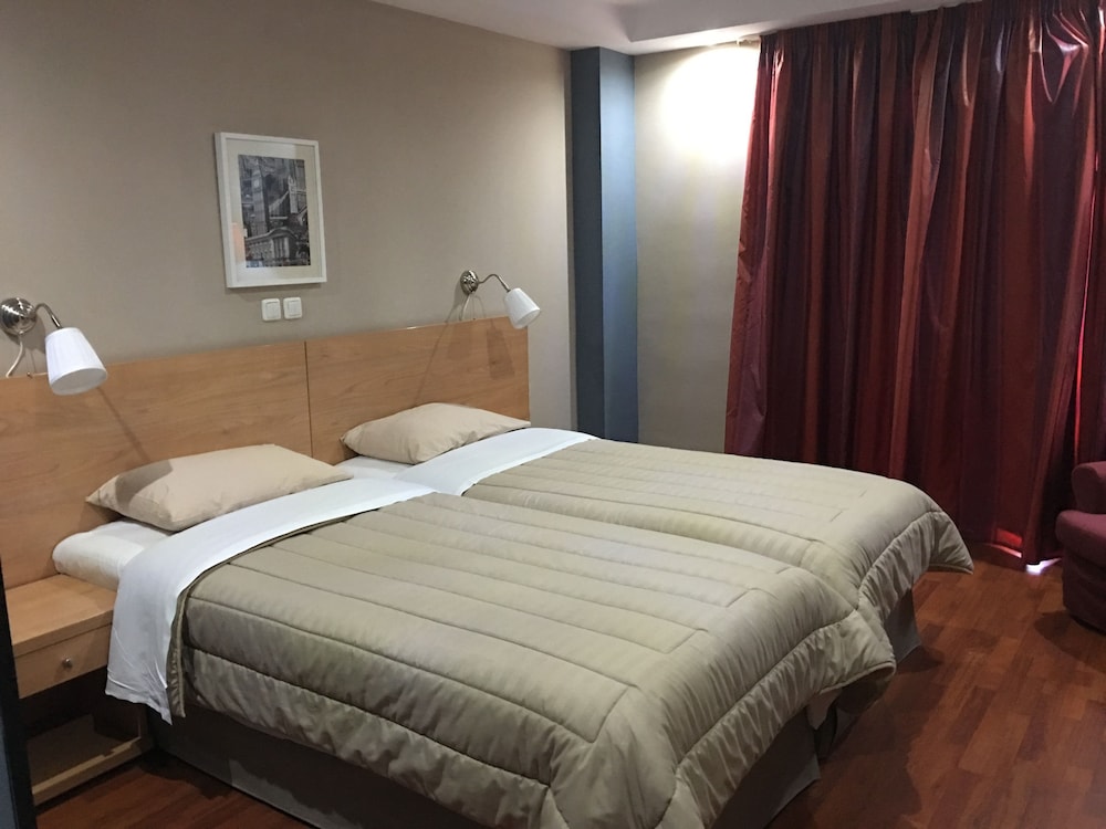 STANDARD, DOUBLE BED