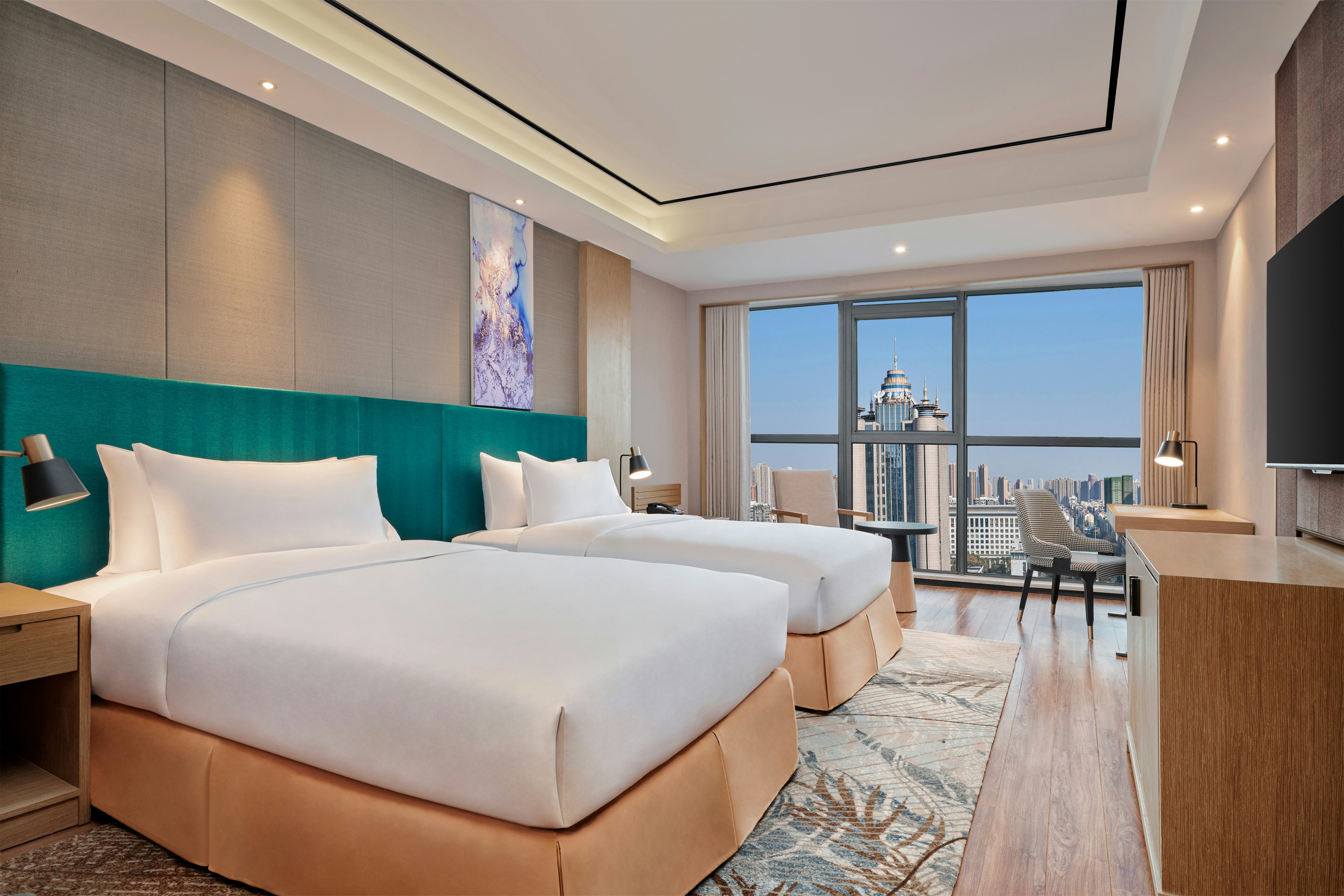 GUEST ROOM, TWIN BEDS, CITY VIEW