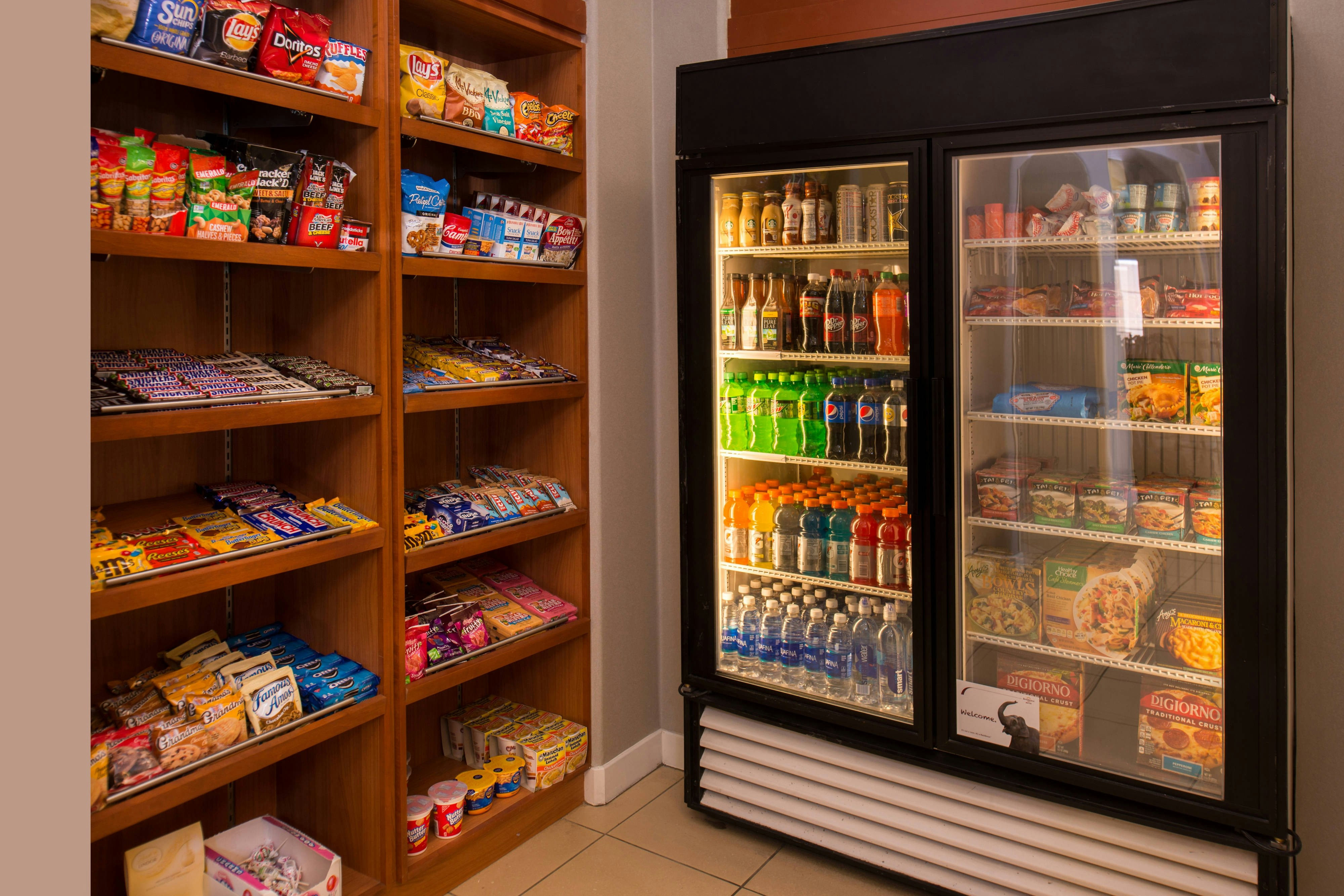 レジデンス イン バイ マリオット アルバカーキ エアポート(RESIDENCE INN ALBUQUERQUE AIRPORT) 写真2