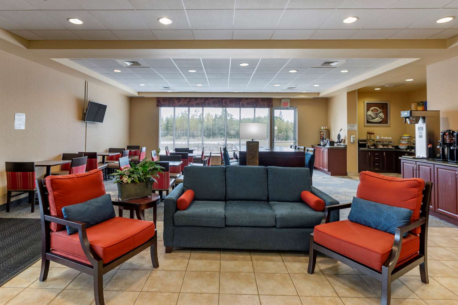 Comfort Inn Sturgeon Falls 24/40