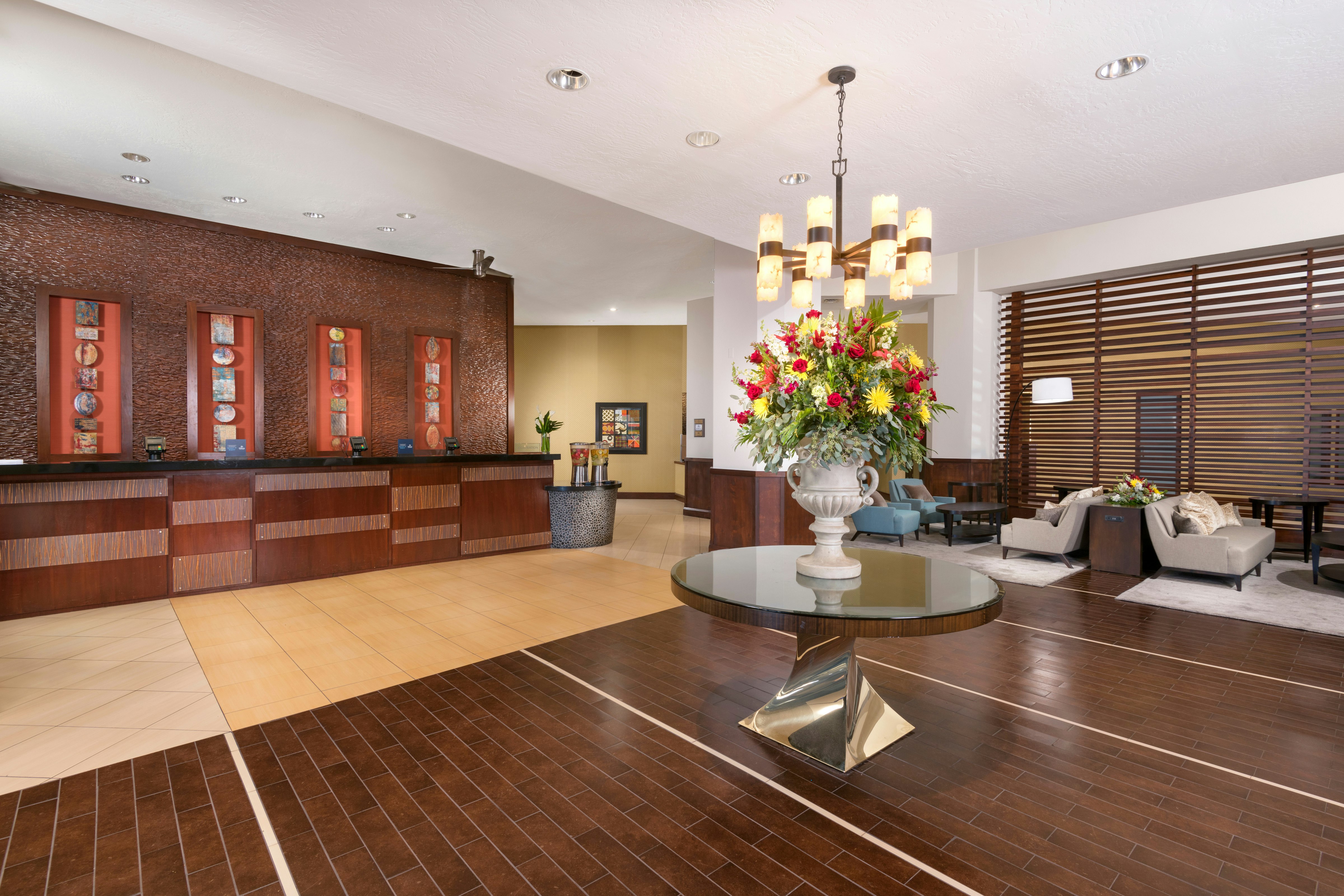 DoubleTree by Hilton Phoenix Mesa 6/69
