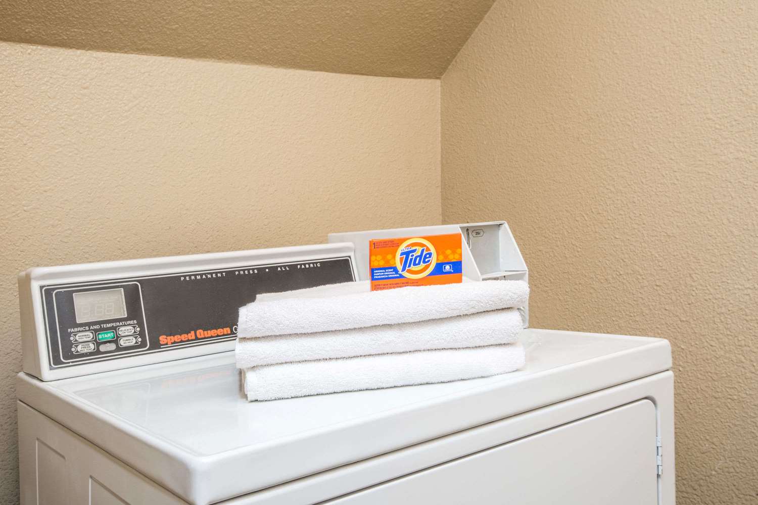 Days Inn By Wyndham Los Angeles Lax/Venicebch/Marina Delray 3/8