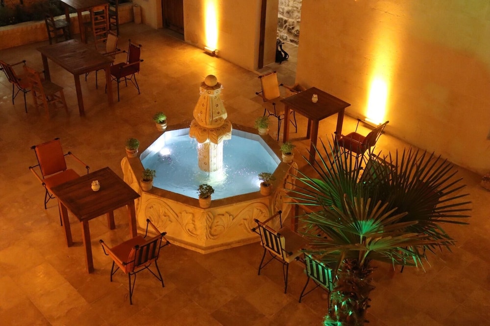 Babil Antique Hotel 45/49
