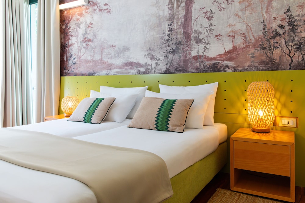 غرفة سوبيريور بسرير مزدوج بإطلالة على المتنزه بشرفة، Aminess Vival Velaris Resort 2/5