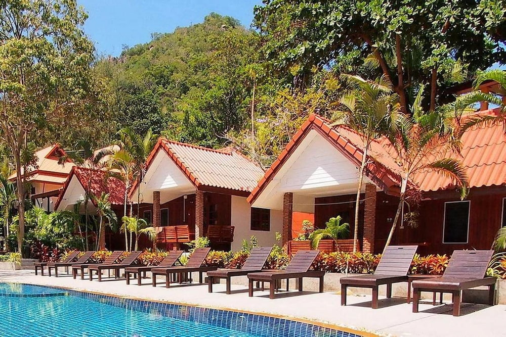 Blue Diamond Resort 9/73