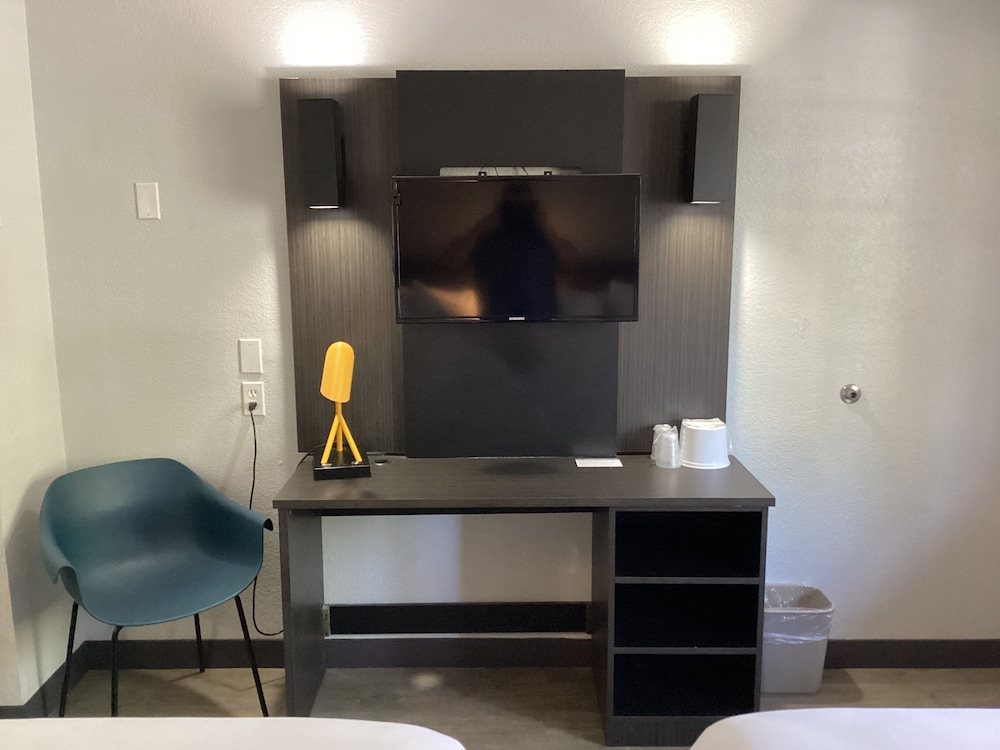 Motel6 San Dimas, CA - Los Angeles 6/46