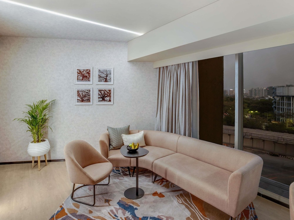 Novotel Pune Nagar Road 53/71
