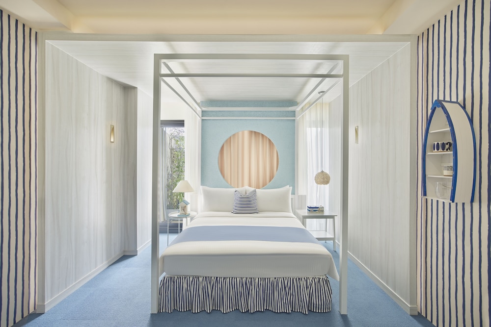 GUEST ROOM, SUPERIOR