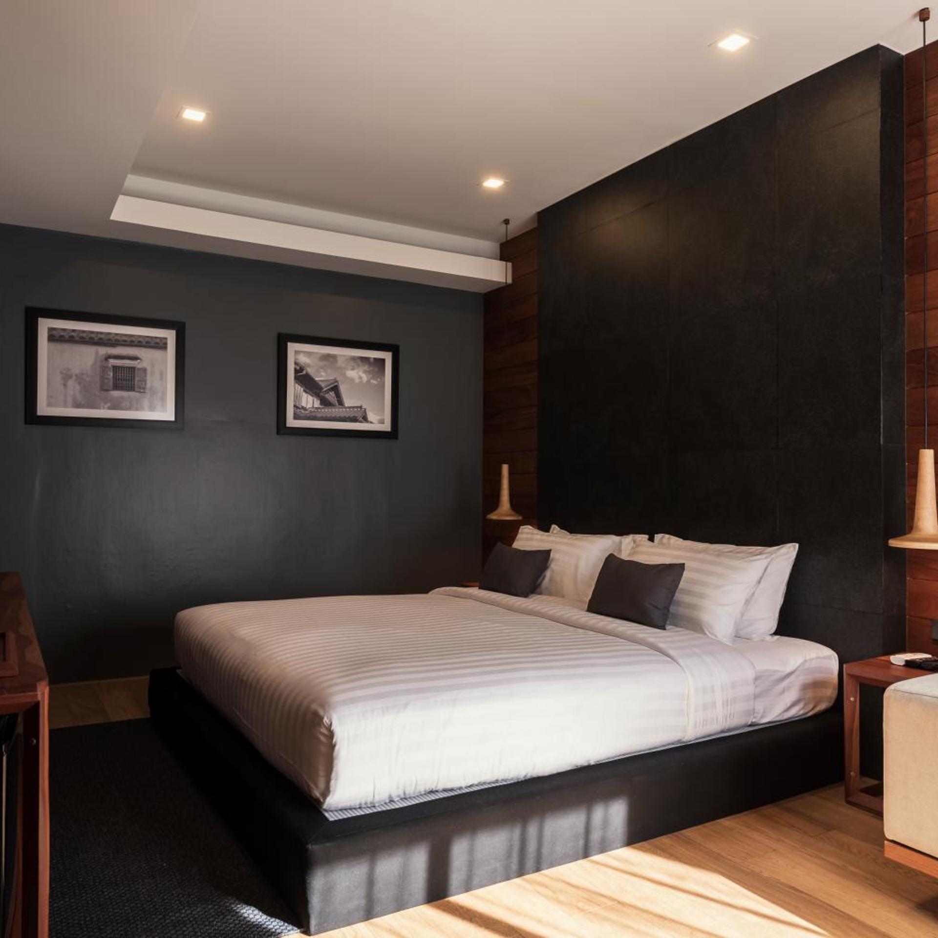 Superior, King Bed