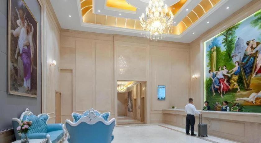 Vienna Hotel (Chongqing Lijiatuo Pedestrian Street) 16/62