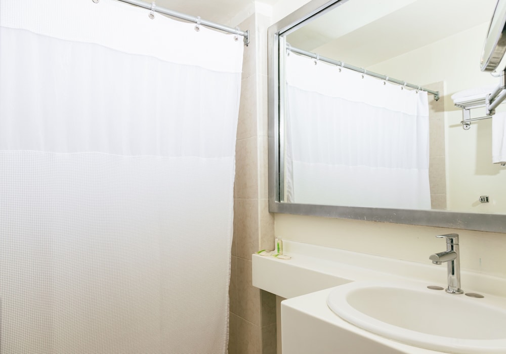 Hotel Plaza Suites 47/50