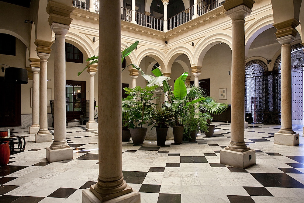 CoolRooms Palacio Villapanes 5 GL 7/65
