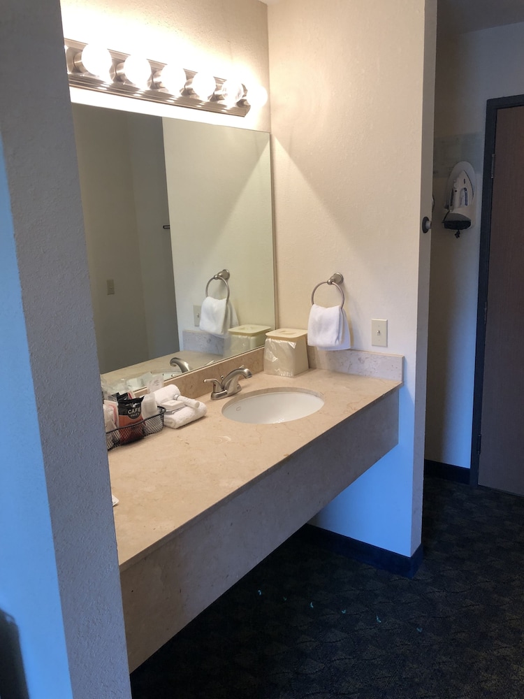 Branson Waterpark Hotel 10/53