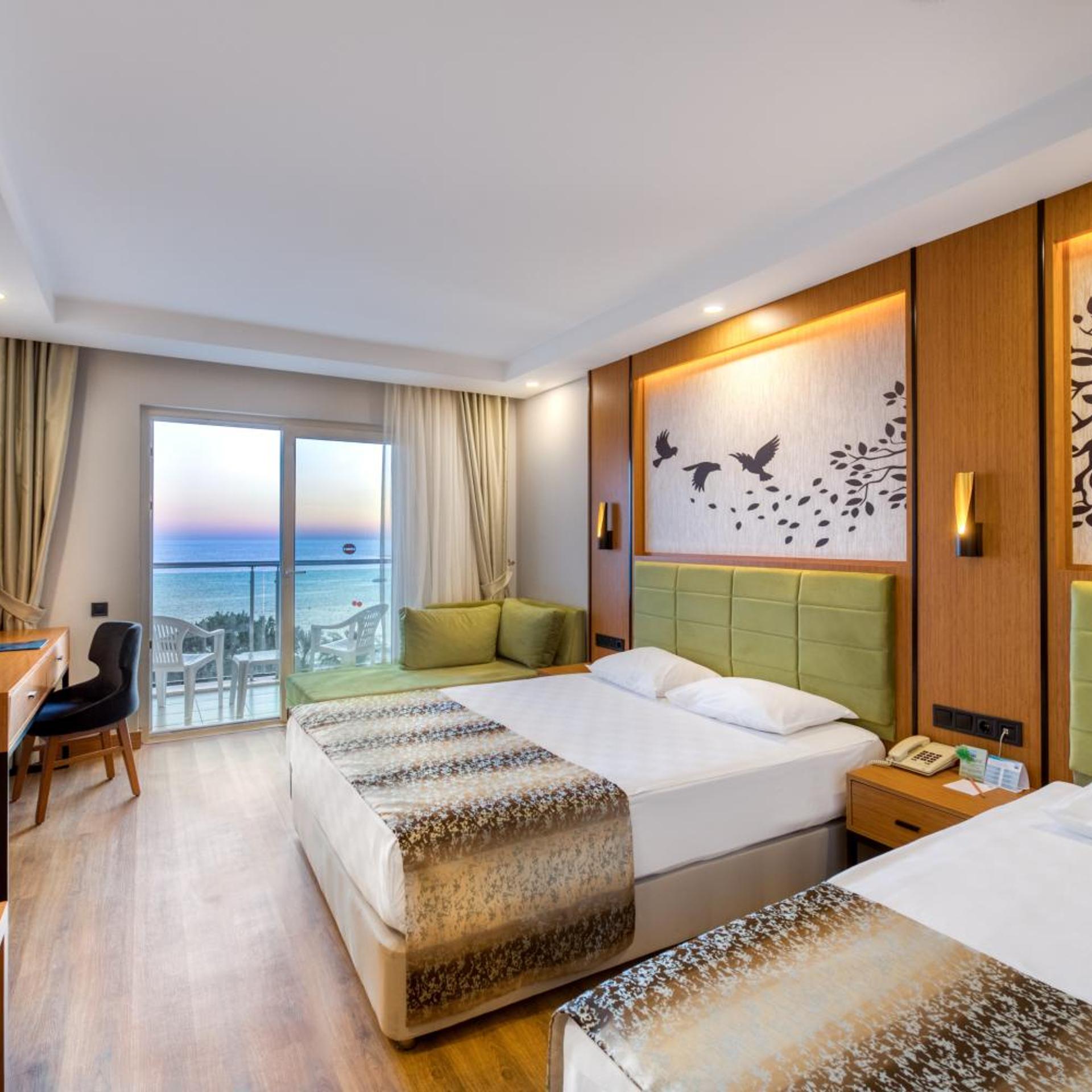 Room at Sealife Buket Resort Beach, ALANYA