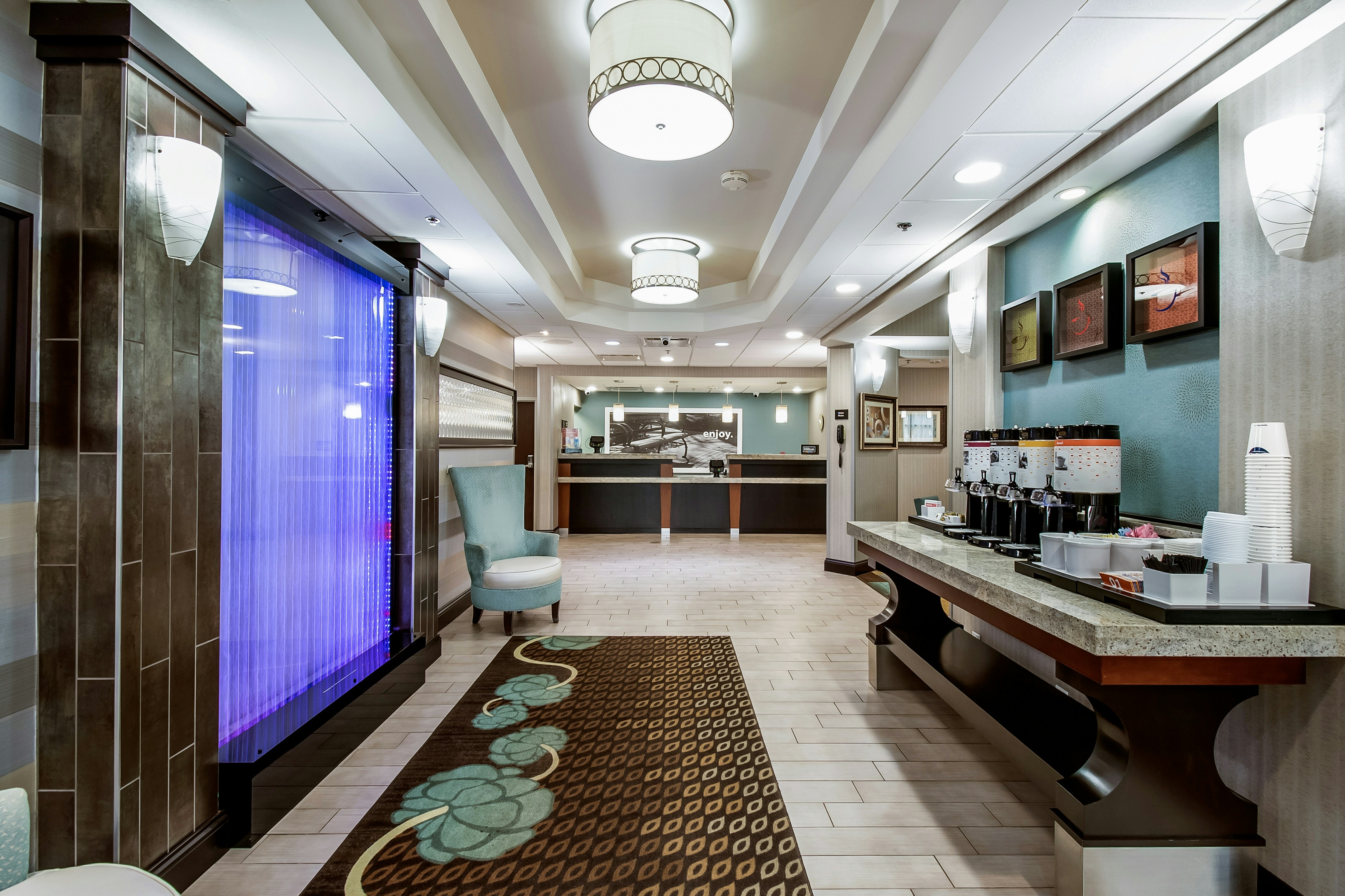 Hampton Inn Columbus West 11/45
