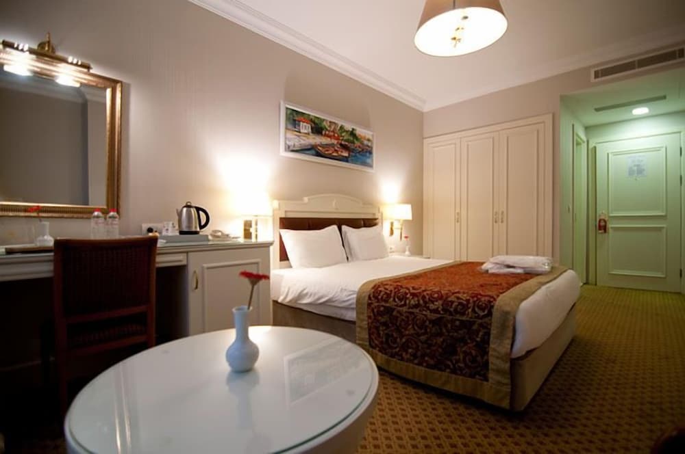 Taksim Metropark Hotel 25/50