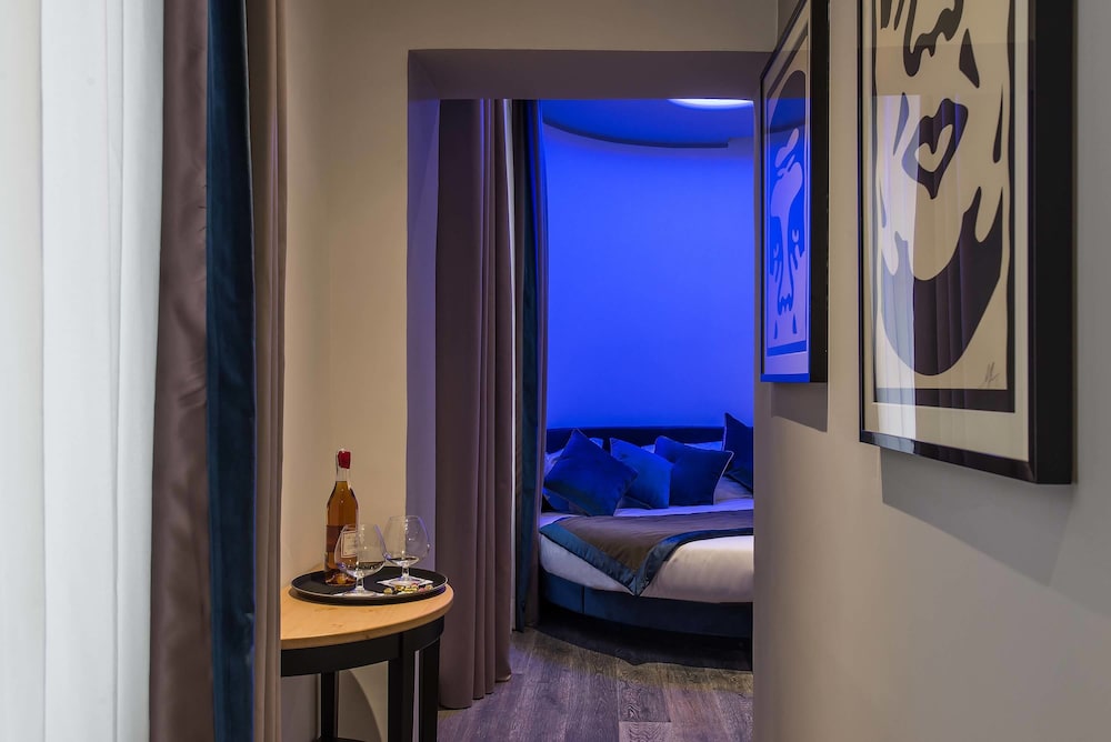 Colonna Suite 42/78
