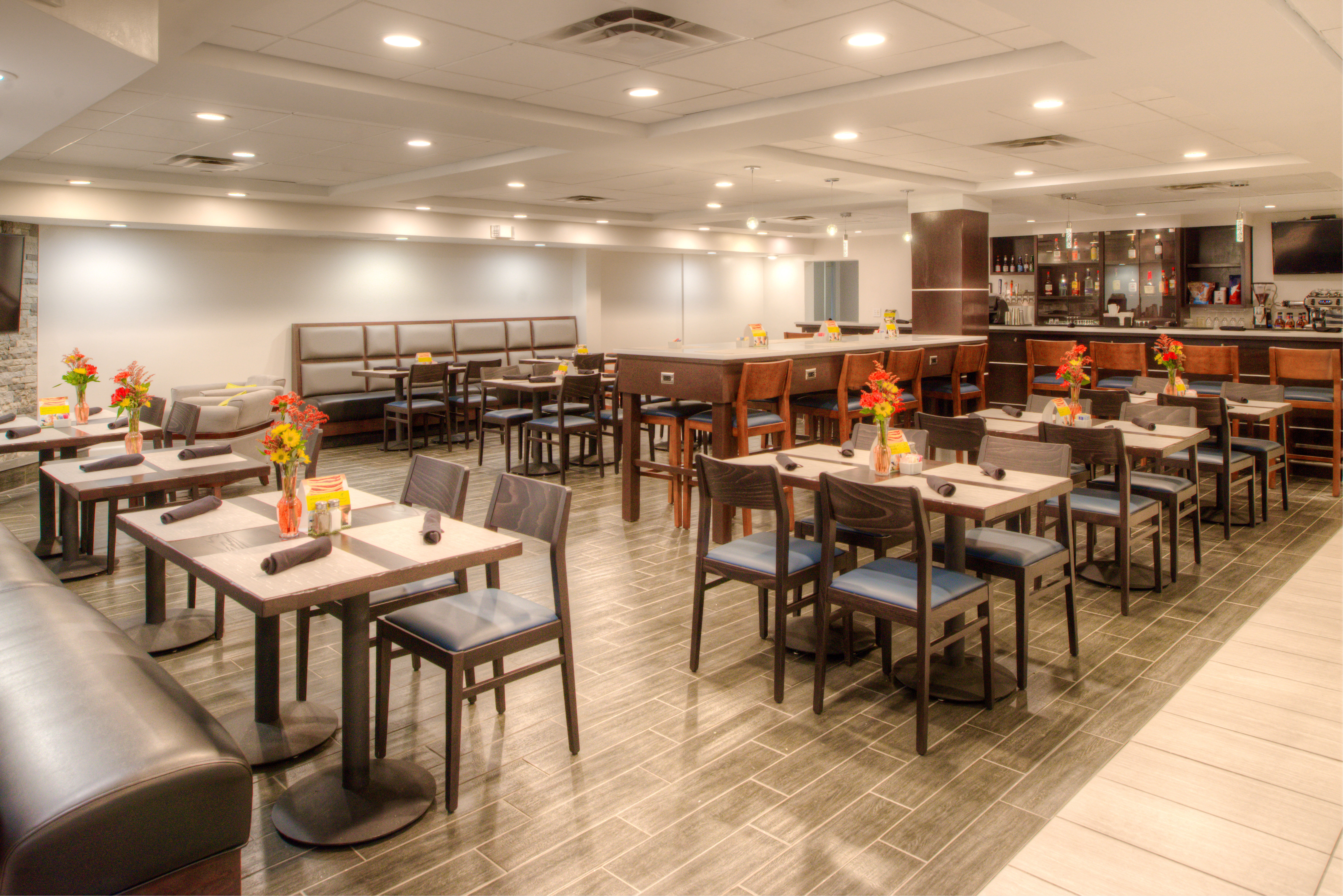 Holliday Inn Belcamp Aberdeen Area Ex Wingate By Wyndham Aberdeen Edgewood 30/46