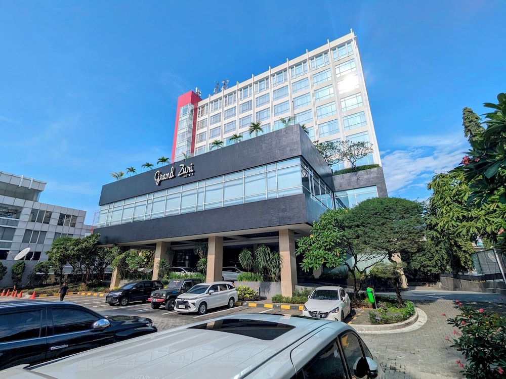 Grand Zuri Jababeka Cikarang 64/68