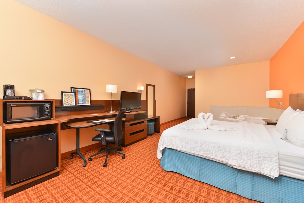 Fairfield Inn Suites Nashville Smyrna 6/50
