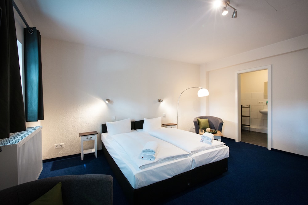 COMFORT, DOUBLE BED