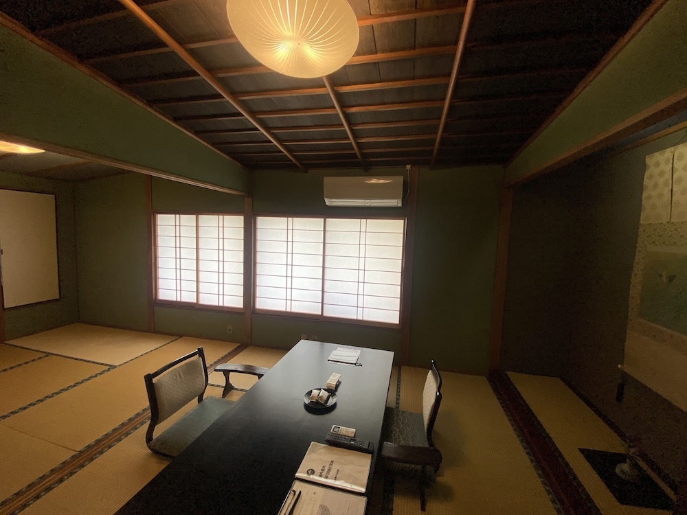 Wakamatsu Yugawara Sekitei (ex Wakamatsu Yugawara Hot Spring Resort) 34/50
