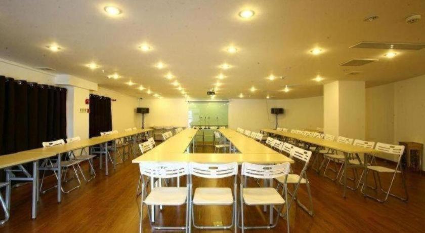 GreenTree Alliance Hotel Shanghai Baoshan District Meilan Lake Yueluo Road 42/46