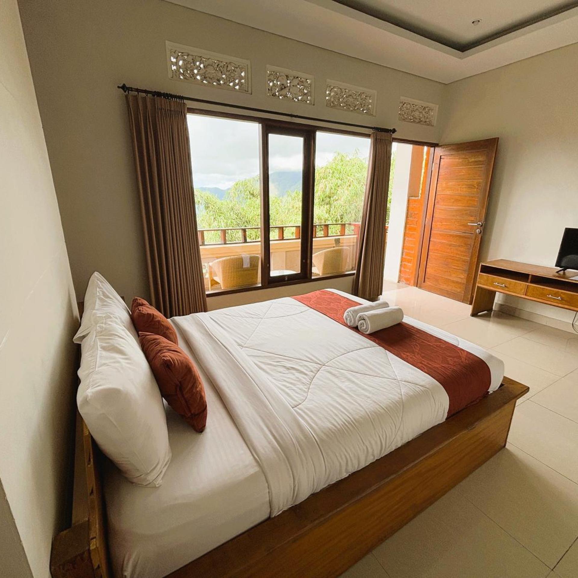 Caldera Hotel & Restaurant 9/50