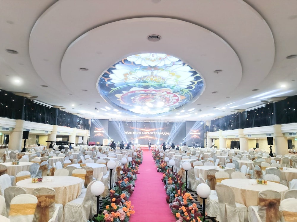 Pacific Palace Hotel 45/67