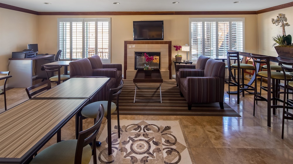 Best Western Harbour Inn & Suites 30/36