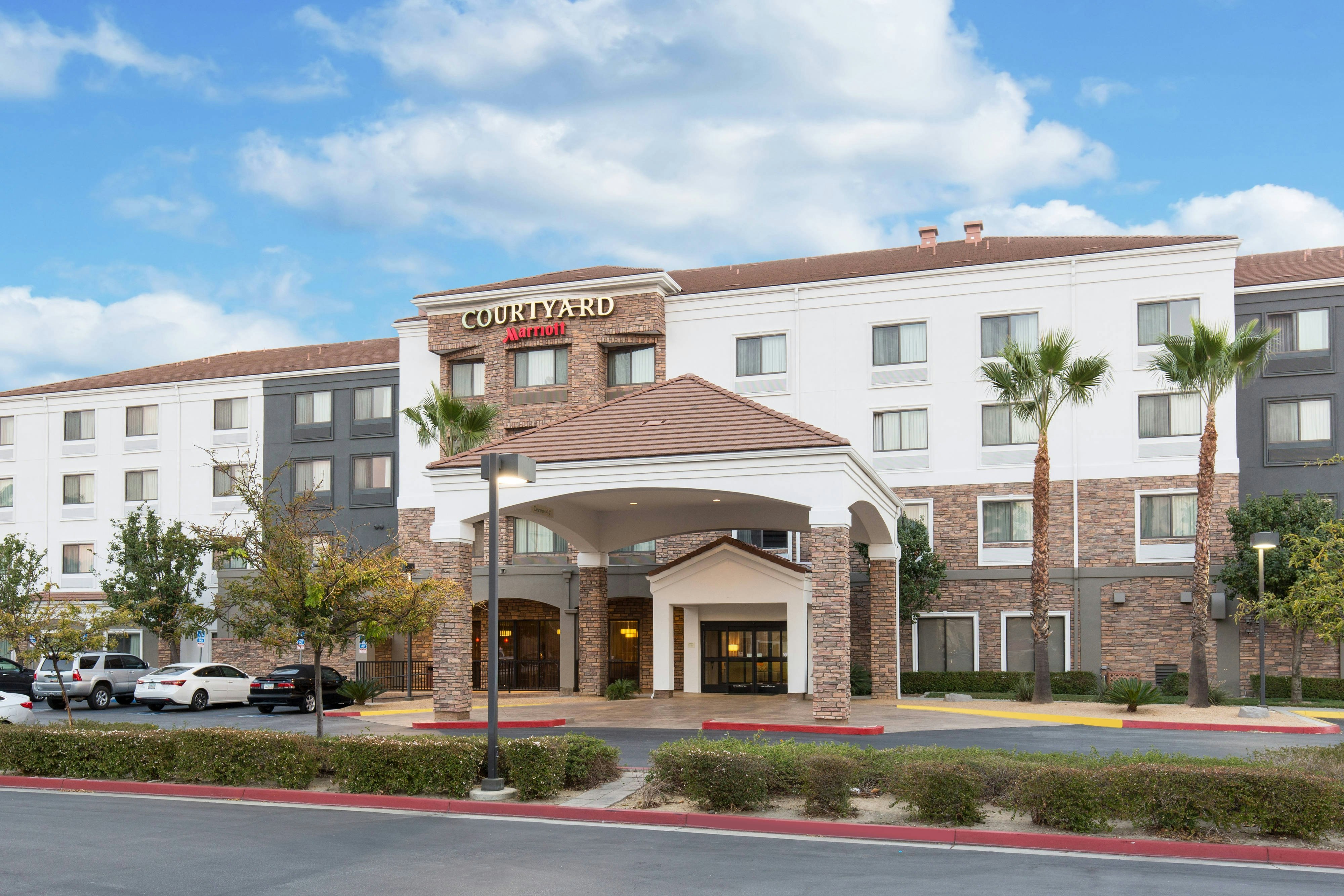 Courtyard Ontario Rancho Cucamonga 22/27