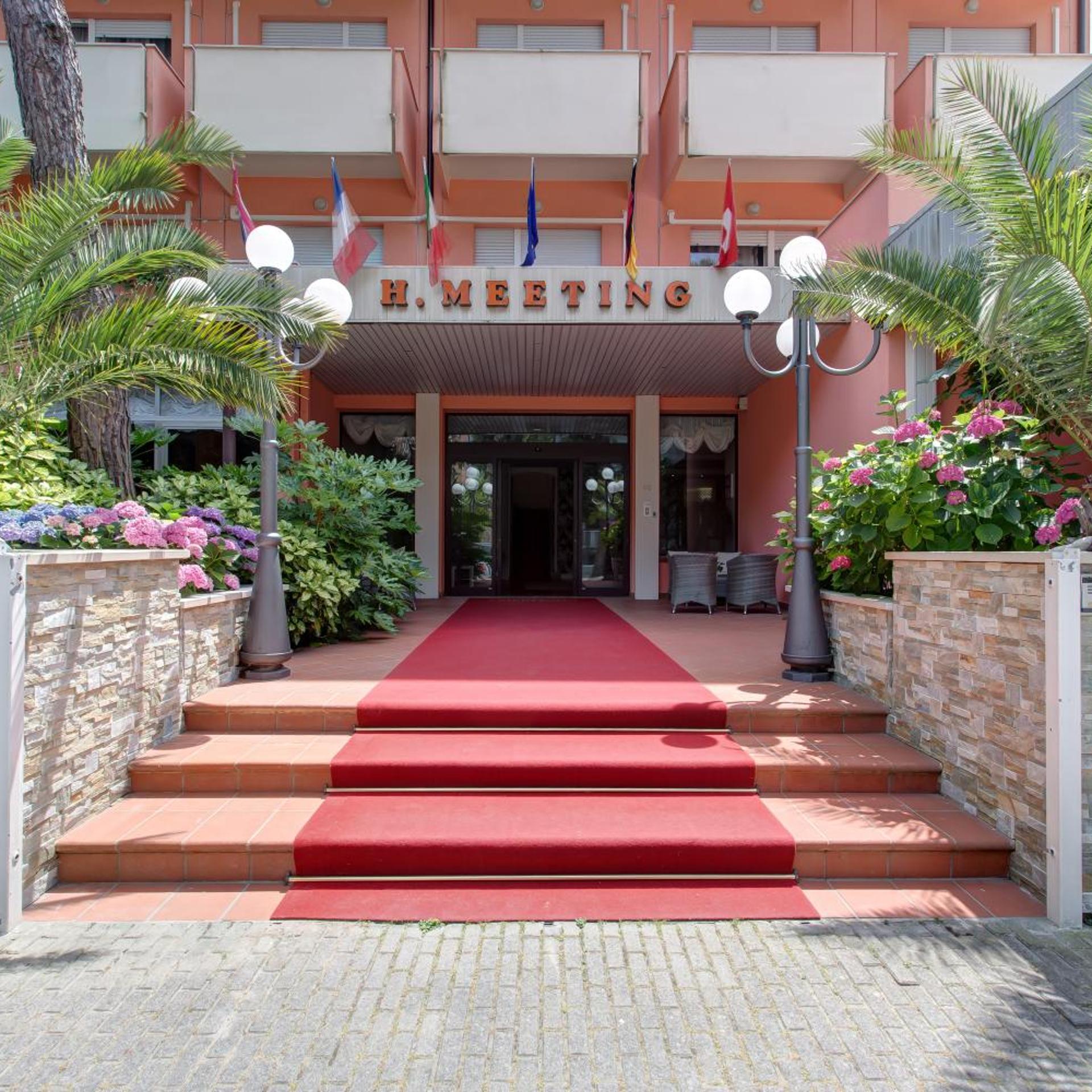 Hotel Meeting 4/50