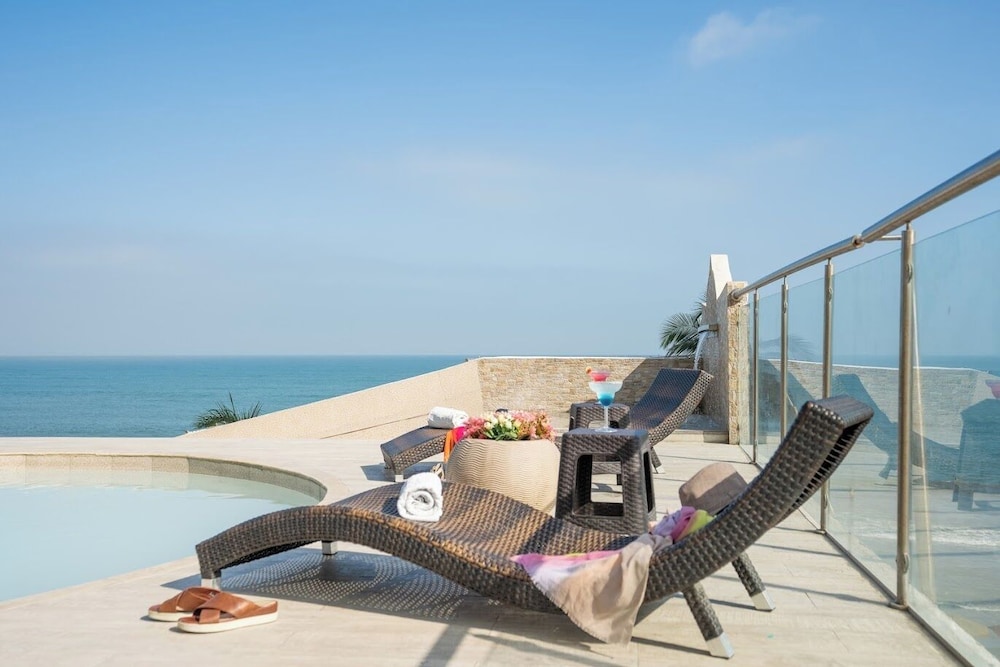 Hotel Cartagena Dubai 41/50
