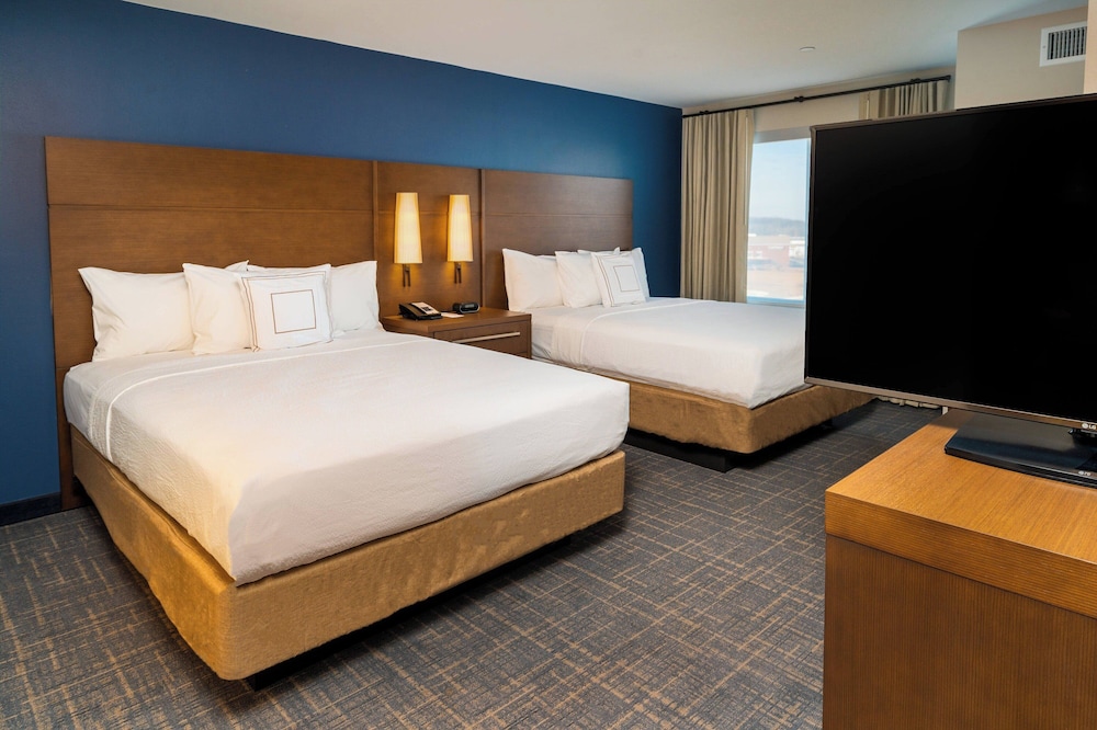 Suite, Multiple Beds, Accessible