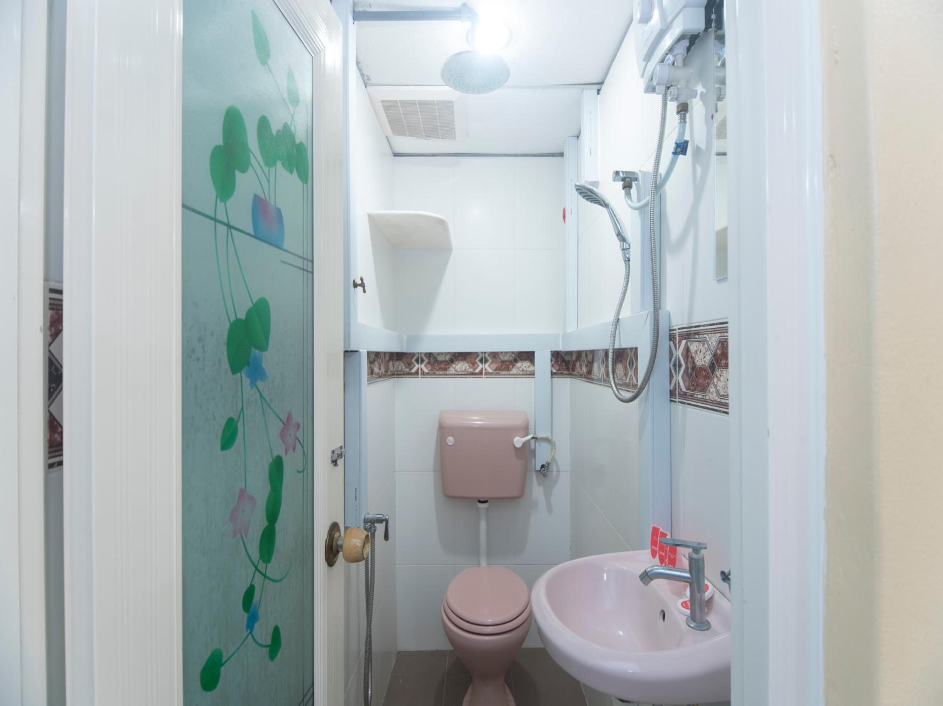 Hotel O Rafik Ali Motel 63/64