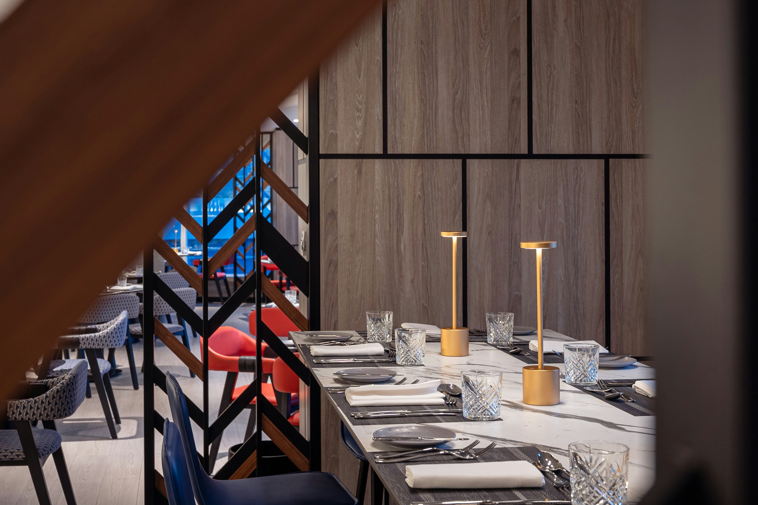 restaurant cafeteria