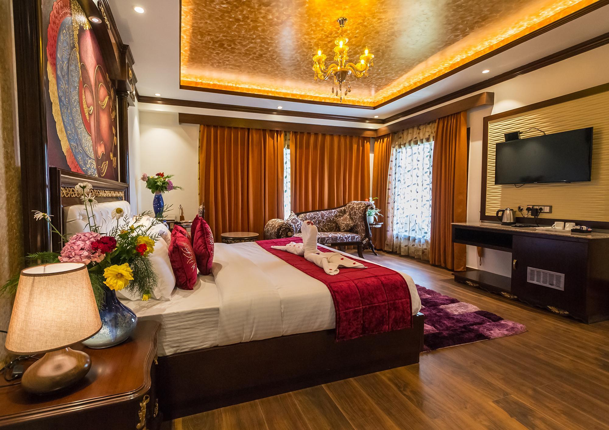 King Suite with Balcony