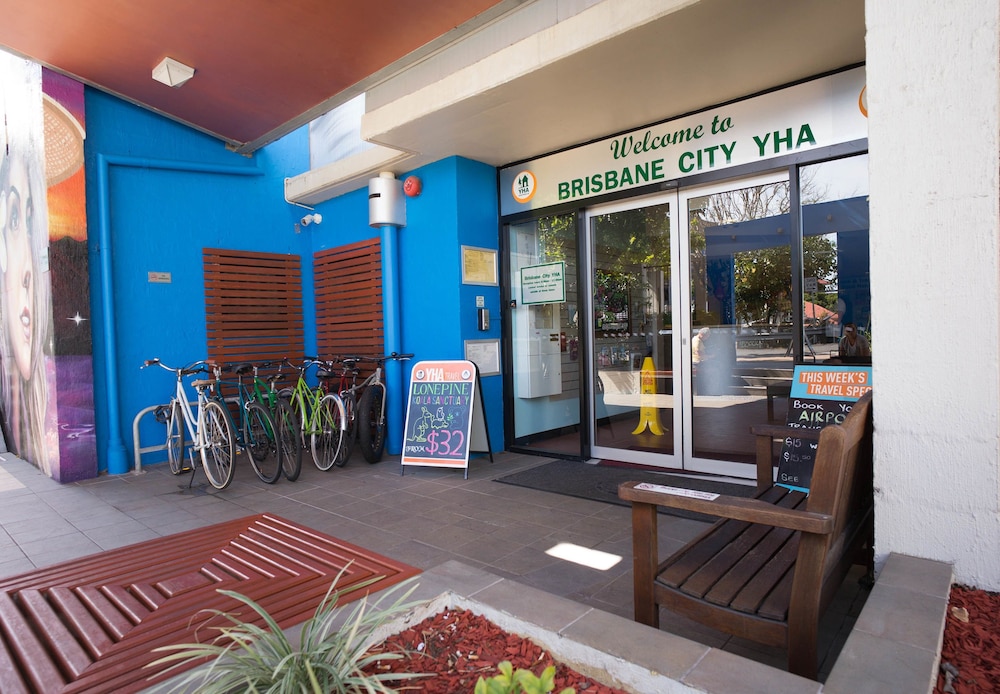 YHA Brisbane City 6/30