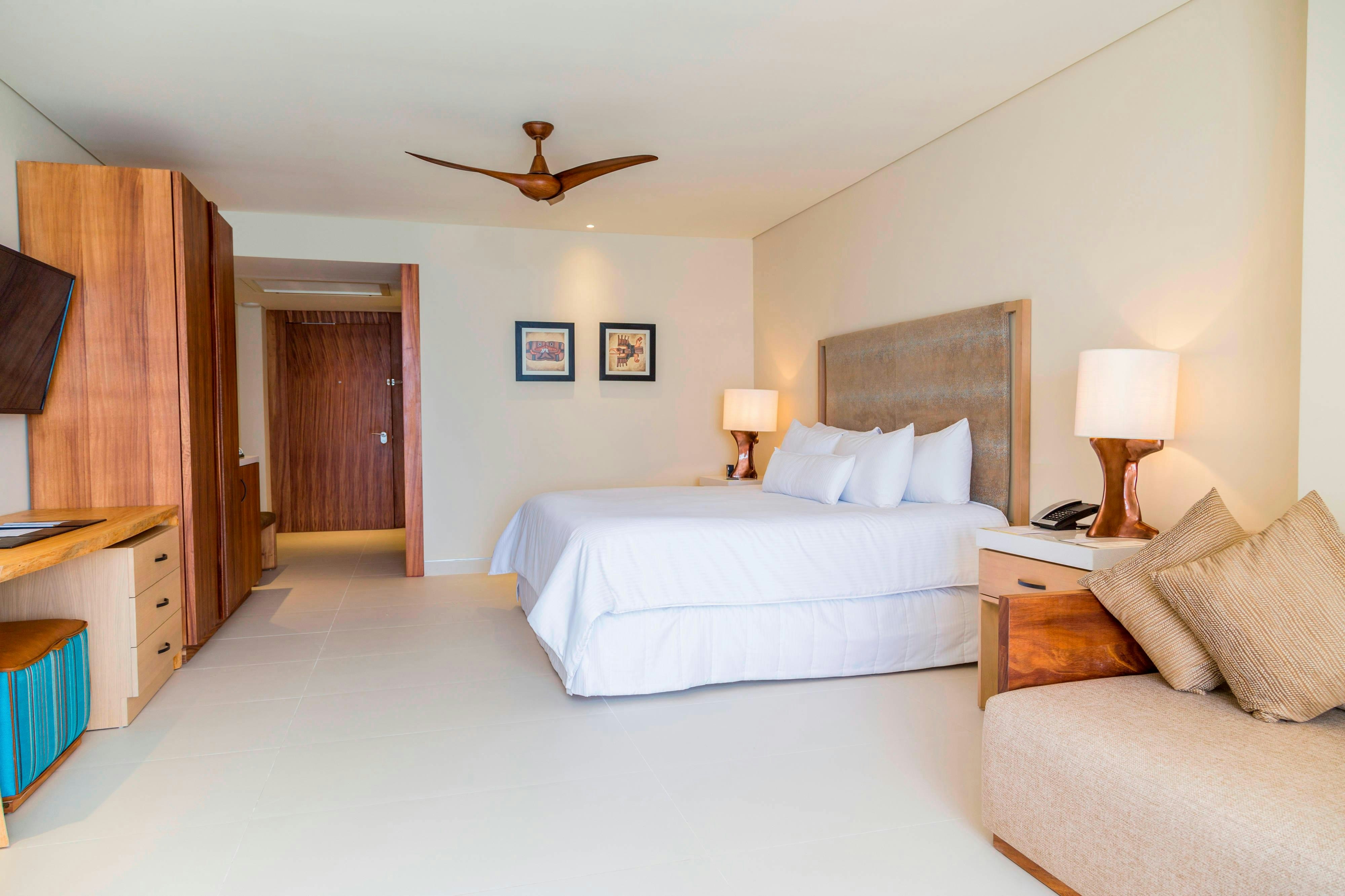 The Westin Cozumel 11/77
