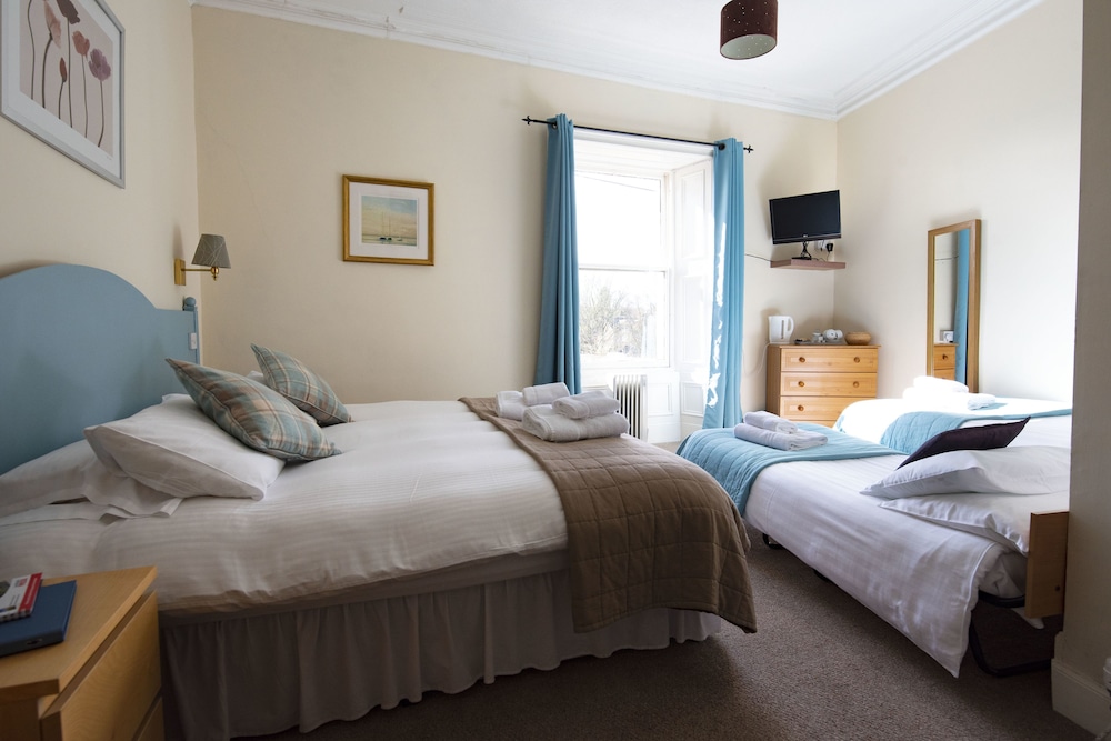 The Kirkmichael Hotel 13/41
