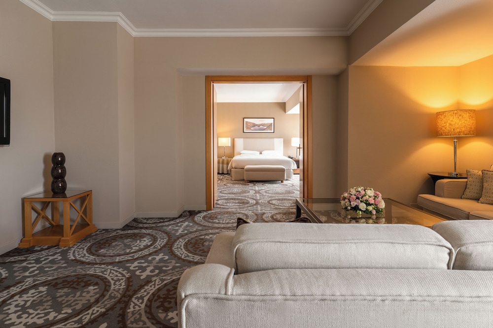 Hyatt Regency Bishkek 37/49