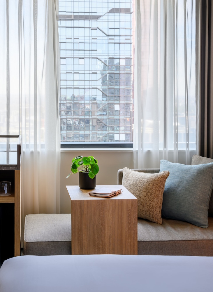 Novotel Melbourne Central Hotel 51/71