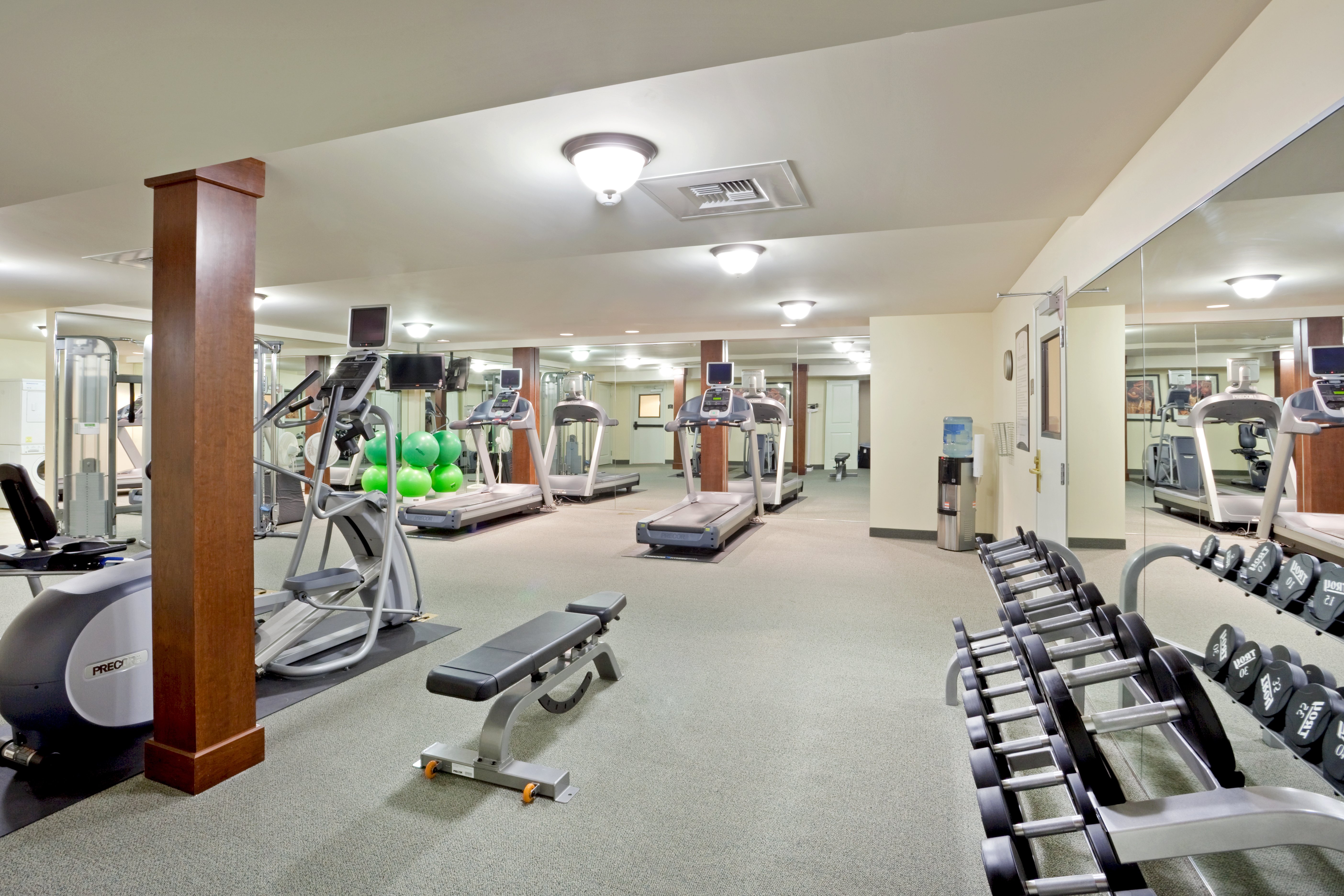 Staybridge Suites Everett - Paine Field 40/80