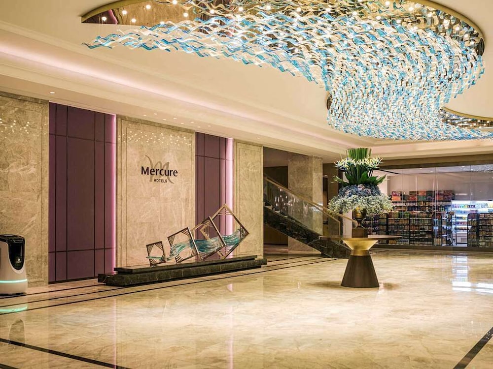 Ramada by Wyndham Zhumadian West Station 25/33