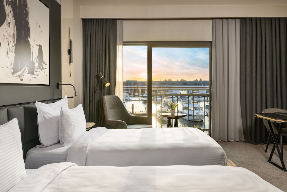 Crowne Plaza Istanbul Tuzla Viaport Marina 21/82