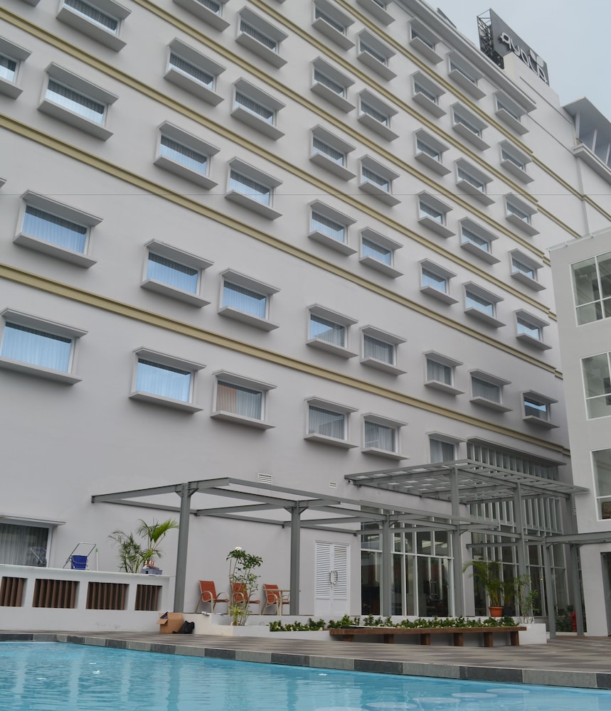 La Lisa Hotel Surabaya 5/58