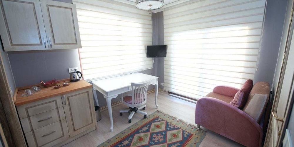 Galatolia Suites 33/50