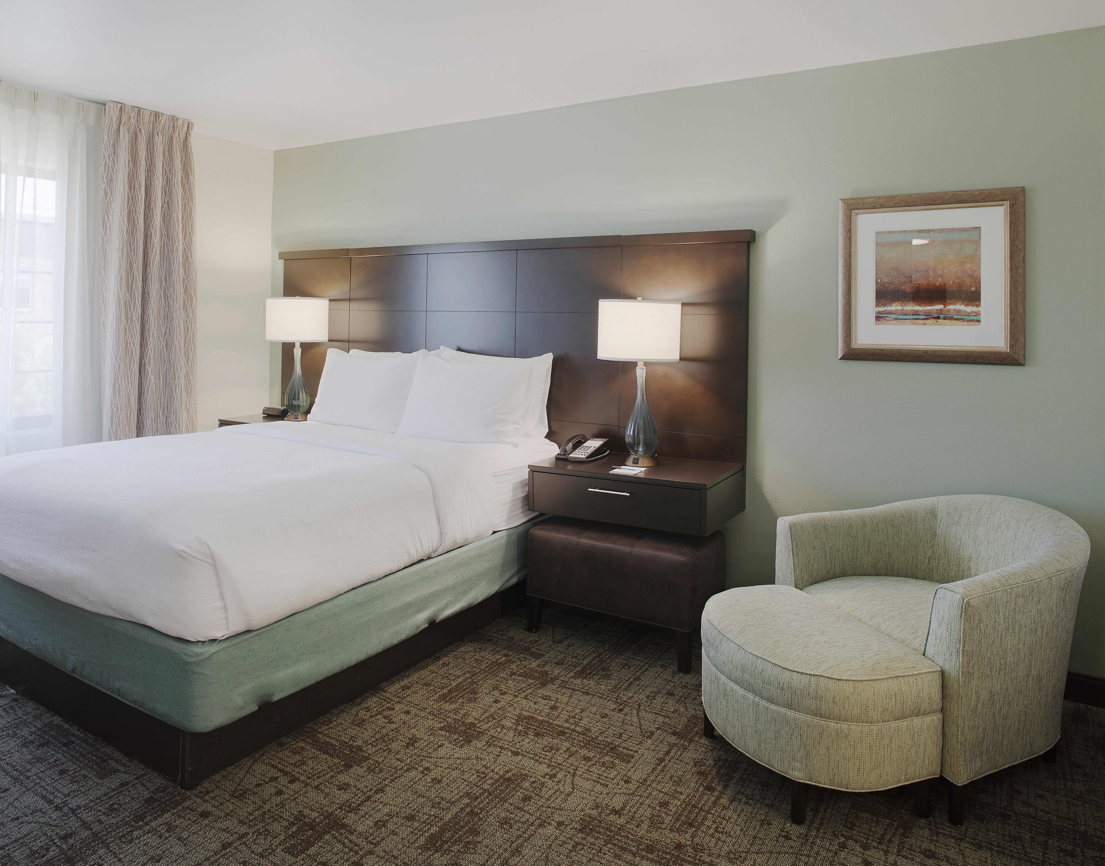 Staybridge Suites Fayetteville Univ of Arkansas 8/51