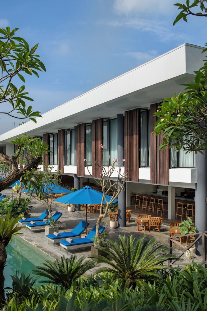 Dialoog Seminyak 43/54